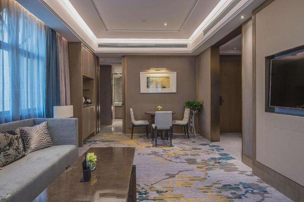 The Qube Hotel Nanchang East Exterior photo