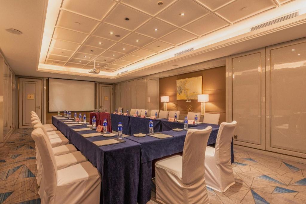 The Qube Hotel Nanchang East Exterior photo