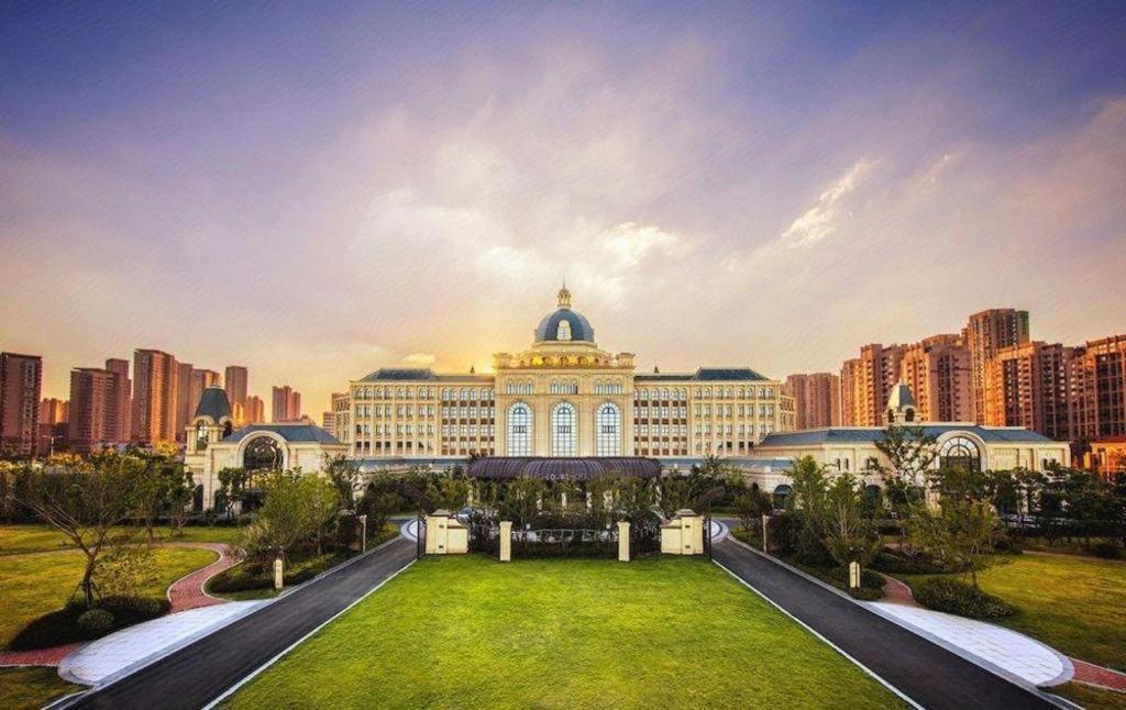 The Qube Hotel Nanchang East Exterior photo